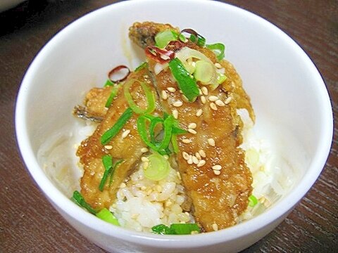 サクサク☆香ばしい　鰯の蒲焼き丼